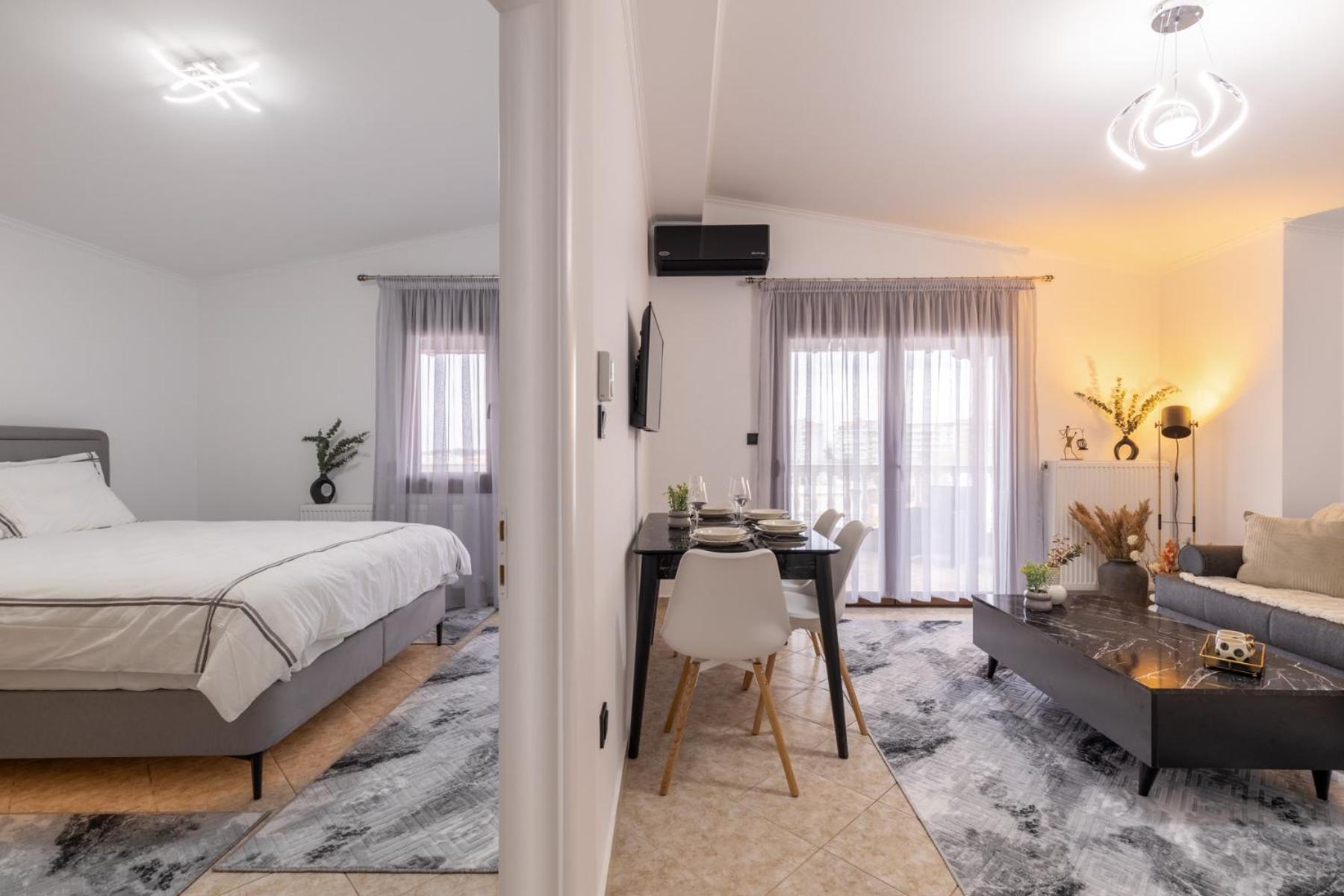 Luxury Central Apartment 2 Xanthi Bagian luar foto